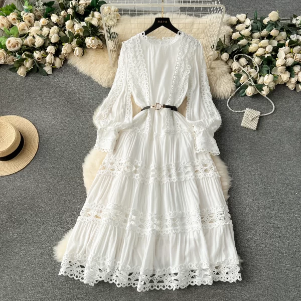 LE2516 Retro Hollow Hook Flower Dress Female O-Neck Lace Splicing Slim-Fit Long Sleeve Puffed Sleeve Dresses Commuting Lady Gown