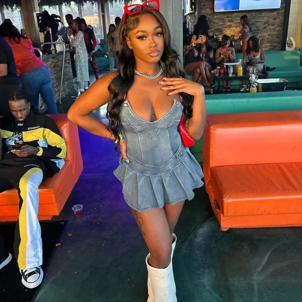 Summer New Elegant Denim Dress Women's Jeans Sexy Strapless Sleeveless Pleated V-neck Denim Dress for Lady Women
