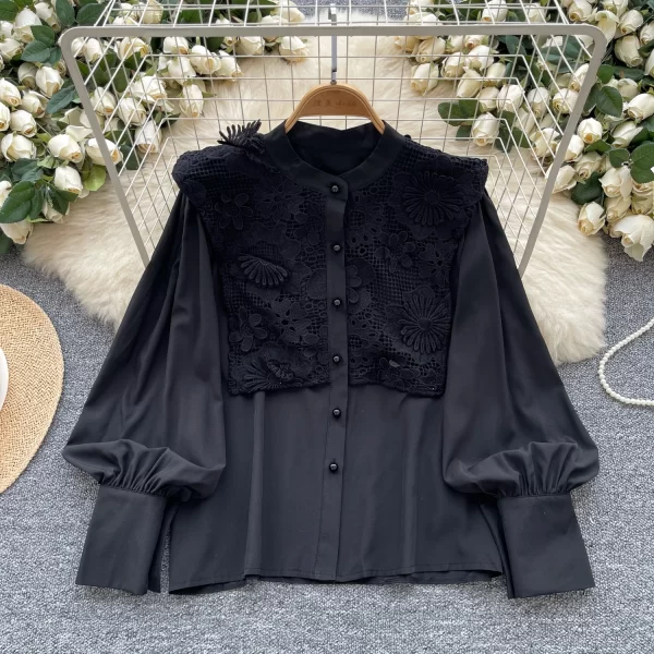 LW0373 22025 New Female Shirt Hollowed Lace Round Neck Single Breasted Lantern Sleeve Top Blouses Elegant Women Ladies