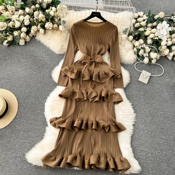LE2511 2025 Senior Sense Banquet Dress Woman Pleated Cake Dresses Lady Boutique Robe Socialite Holiday Layered Hemlines Dress