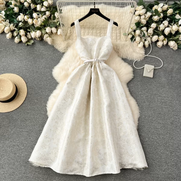 LE2450 Exquisite Gilt Jacquard Dinner Party Halter Dress Royal Sister Boutique Ladies Large Swing Long Dress Chic Banquet Robe