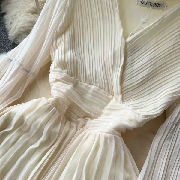 LE2531 Elegant Pleated Evening Dress Lady Maxi Casual Dress Women  Vintage Flared Long-Sleeved Draping Chiffon Holiday Dresses