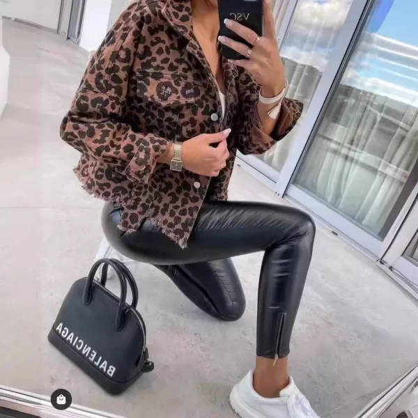 2025 New Denim Jacket Leopard Print Long-sleeved Short Section Loose Type Vintage  Casual Jacket